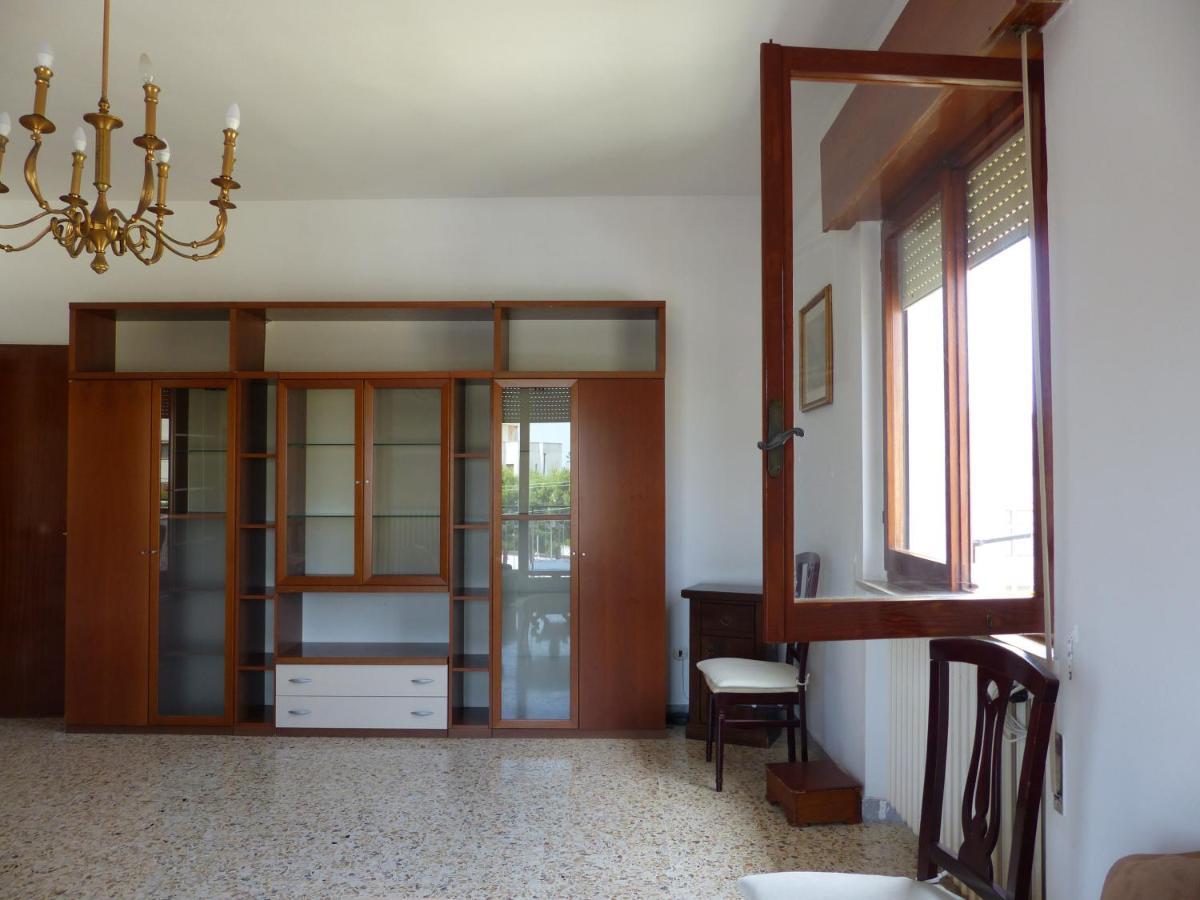 The Old Man And The Sea Apartment บรินดิซิ ภายนอก รูปภาพ